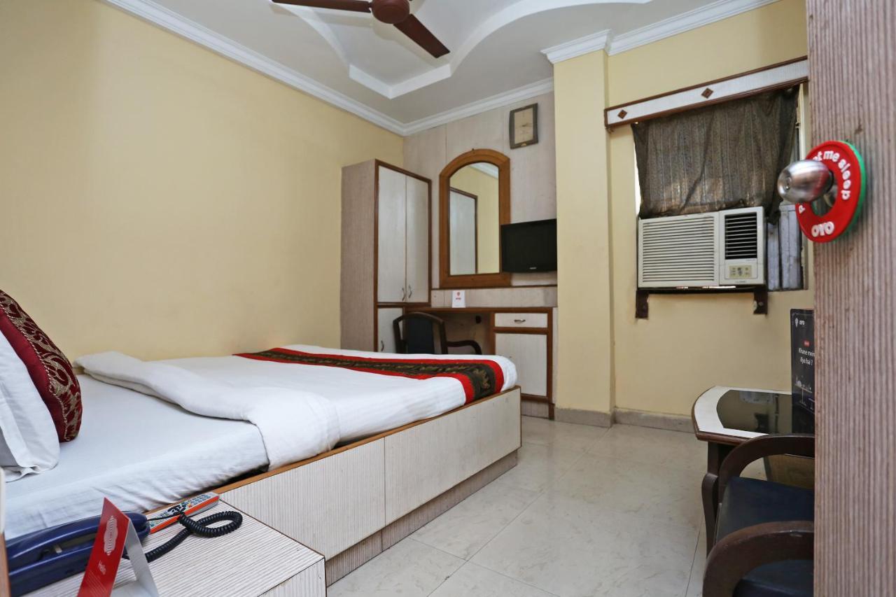 Oyo 4065 Hotel Richi บูบันเนสชวาร์ ภายนอก รูปภาพ